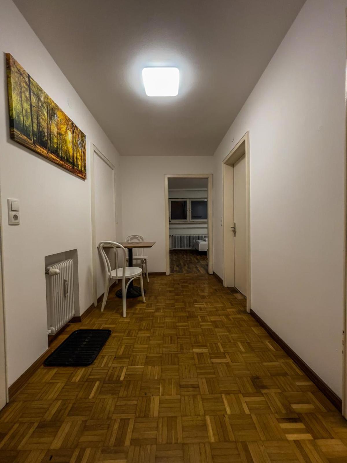 Budget Studio - 2 Einzelbetten - Parkplatz Dornbirn Eksteriør bilde